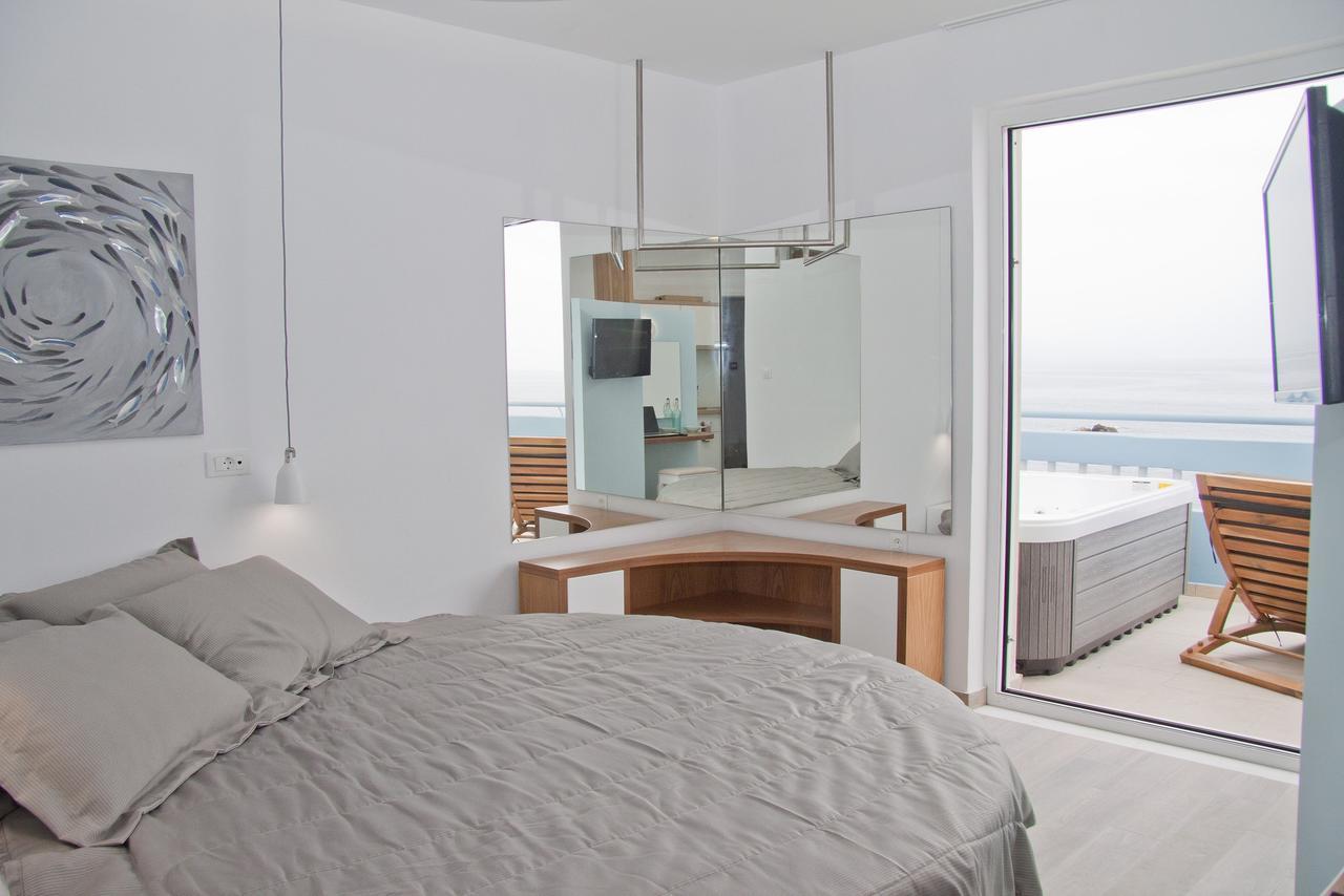 Christina Beach Hotel خانيا المظهر الخارجي الصورة